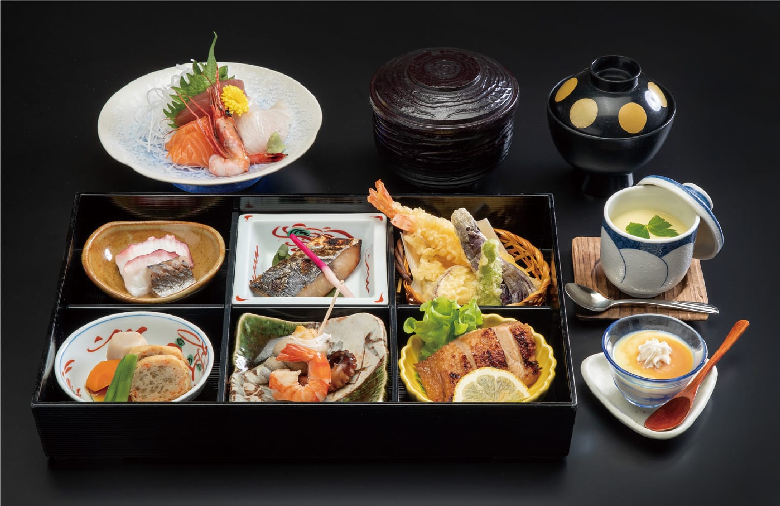 水戸山翠の松花堂弁当