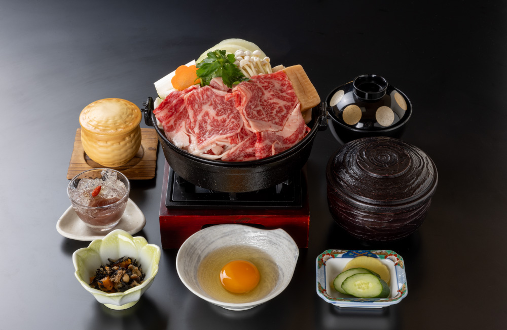 水戸山翠の「牛すき焼き御膳」(県産黒毛和牛使用)